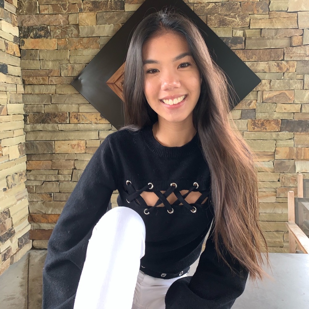 CARMAR black sweater🖤